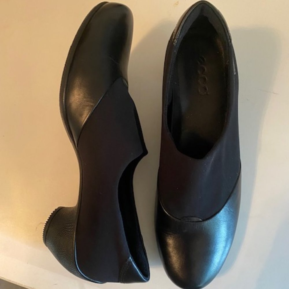 Ecco Shoes